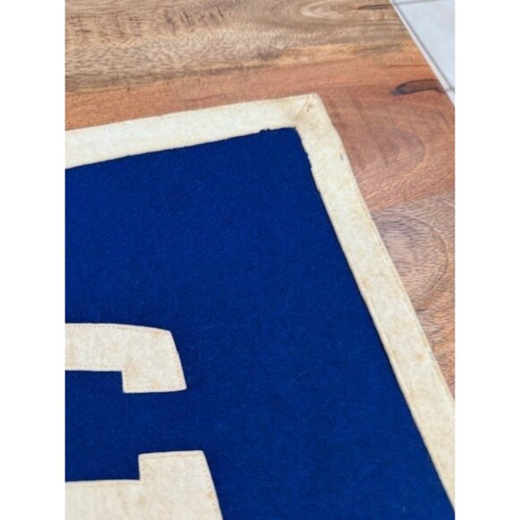 Vintage YALE University Wool Felt Banner Pennant Flag 17” X 34” Lux et Veritas - Picture 6 of 16